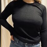 REMERA LANILLA NEGRA