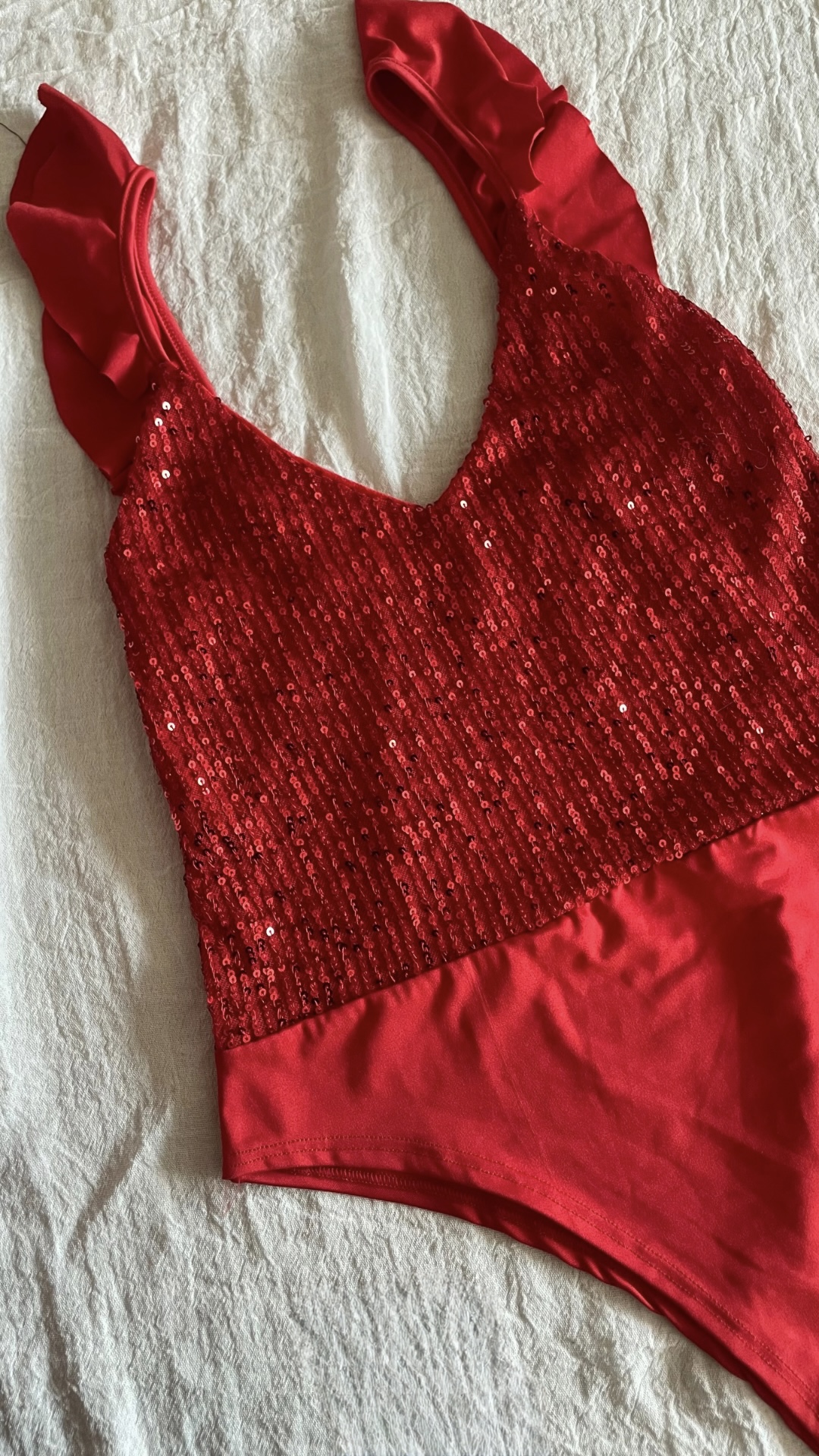 690F13AC-1914-4B08-BA9D-604FA19A8E5D BODY 009 - Imagen 1